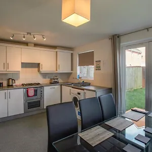 https://watkins-house-by-cliftonvalley-apartments.cardiffhotelswales.com